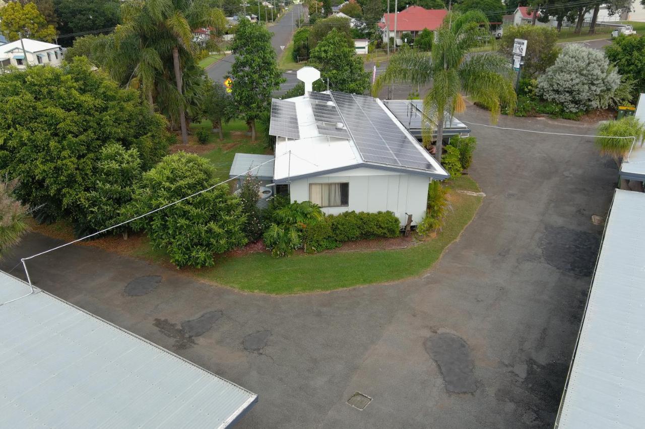 Y Motels Yarraman Exteriér fotografie