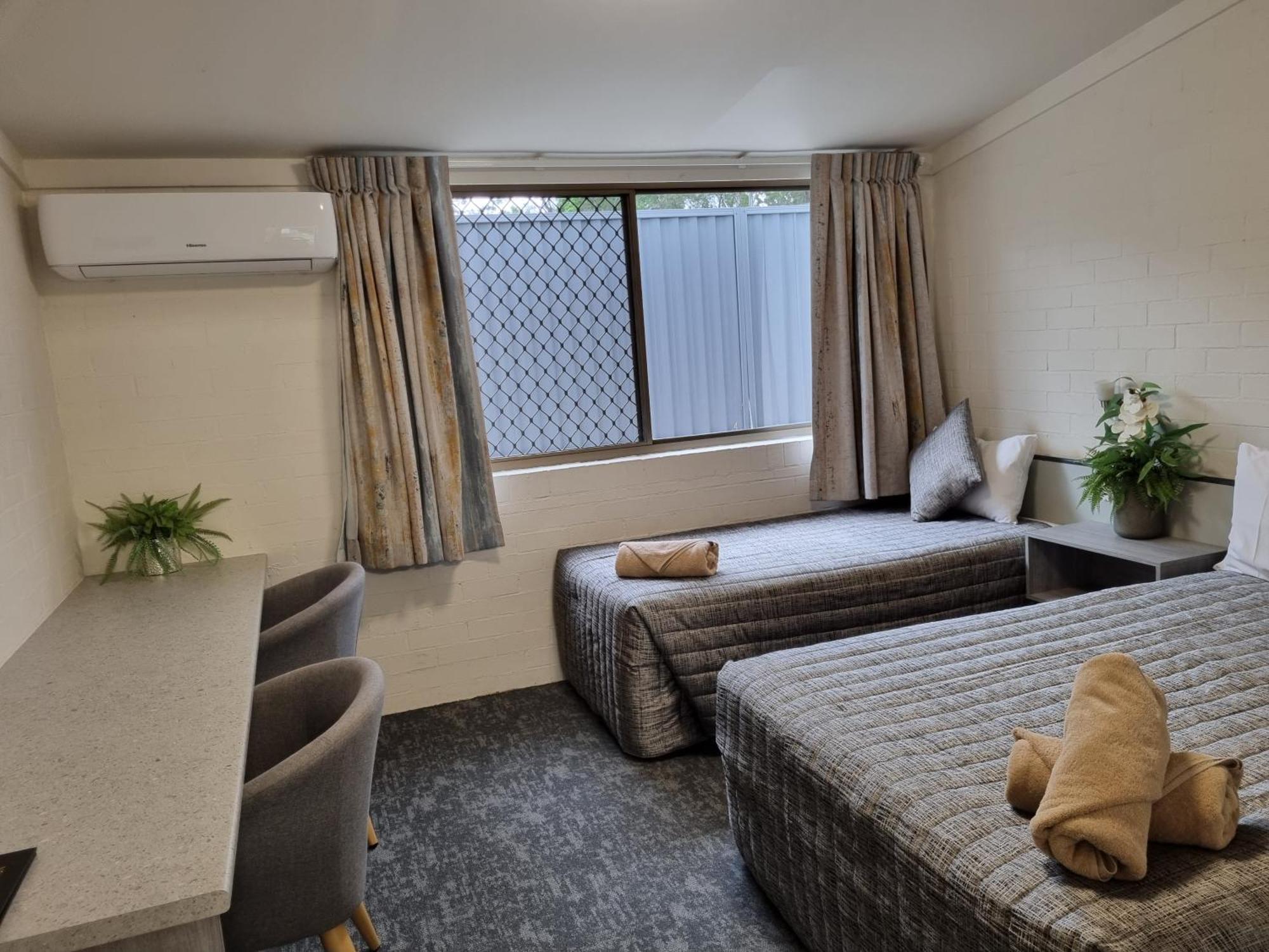 Y Motels Yarraman Exteriér fotografie